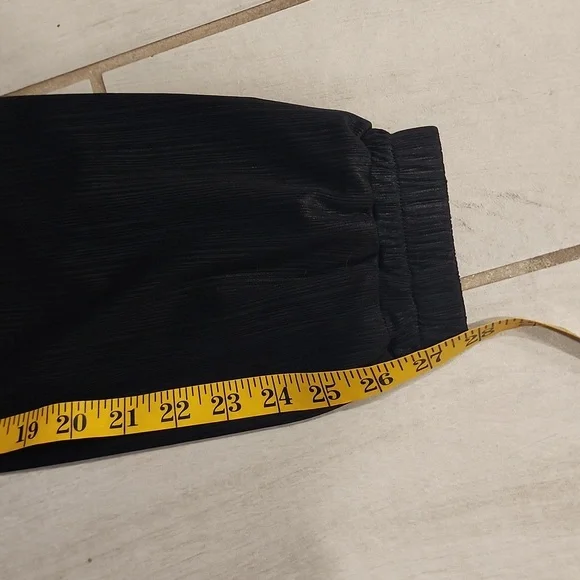 H:ours Revolve Johnny Pants High Waisted Joggers - Picture 9 of 9